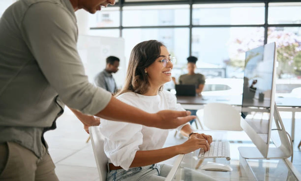 Why SAAS dashboards pass through a ux design agency?